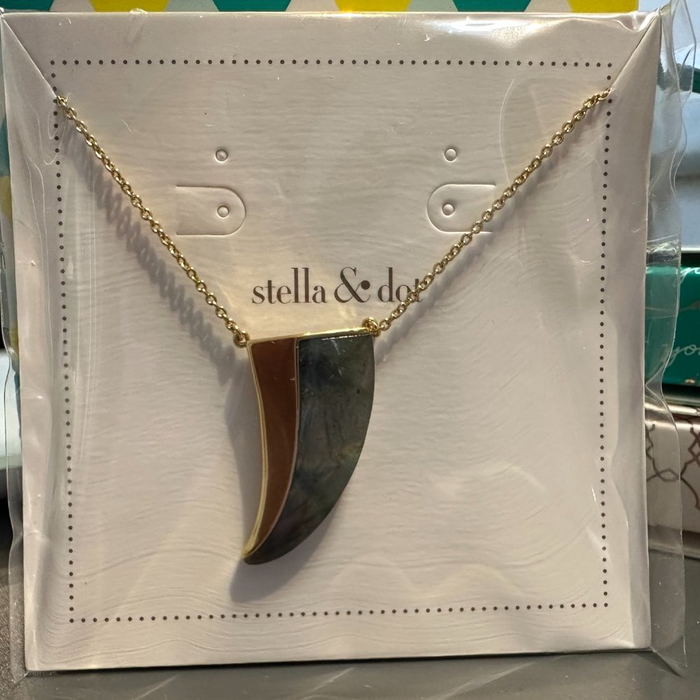 Stella & Dot Split Stone Pendant Necklace BRAND NEW IN ORIGINAL BOX